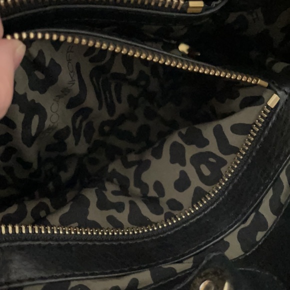 EEUC REBECCA MINKOFF SWING LEATHER BAG BLACK GOLD - Picture 11 of 12